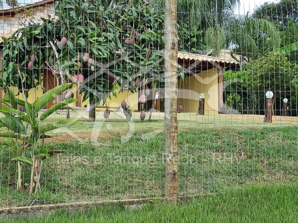 Tela cerca de arame soldada branca practica ideal para cercamento de fazendas, chácaras, condomínios, propriedades rurais