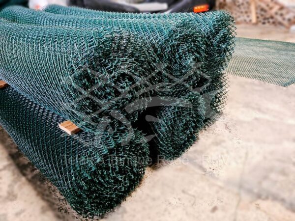 Rolo de tela cerca arame revestido em pvc para tanque rede