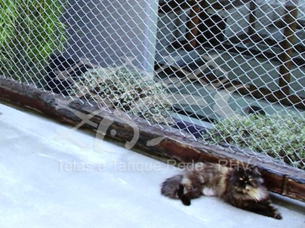 Tela cerca adequada e ideal para áreas externas, abrigo e proteção gatos, gatil, felinos e pets