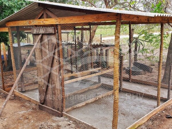 Tela cerca galinheiro em arame galvanizado trançado
