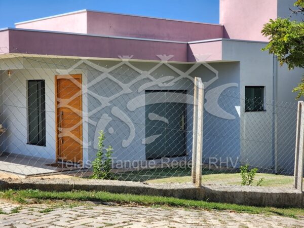Tela cerca galvanizada para casas modernas e áreas residenciais de acabamento profissional, visual discreto, moderno e seguro